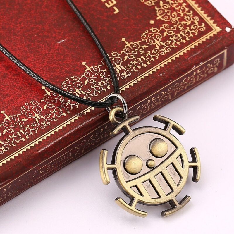 One Piece Heart Pirates Pendant Necklace – Yotsuba Store